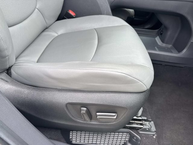 2024 Toyota Sienna XLE 8 Passenger