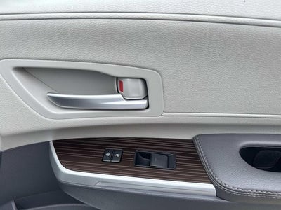2024 Toyota Sienna XLE 8 Passenger