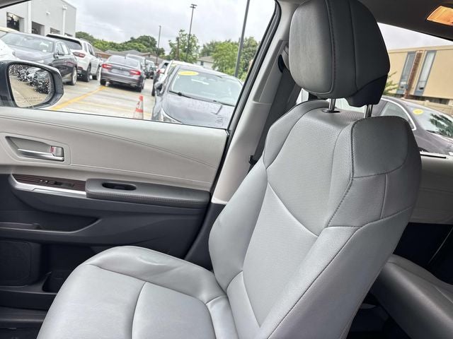 2024 Toyota Sienna XLE 8 Passenger