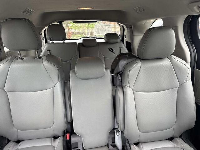 2024 Toyota Sienna XLE 8 Passenger