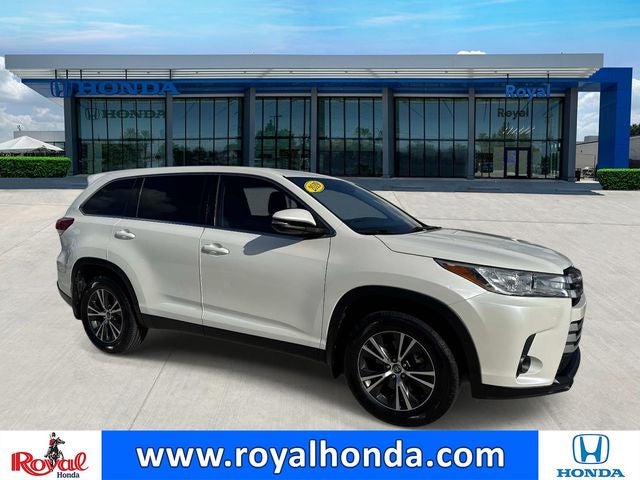 2019 Toyota Highlander LE