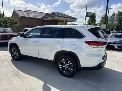 2019 Toyota Highlander LE