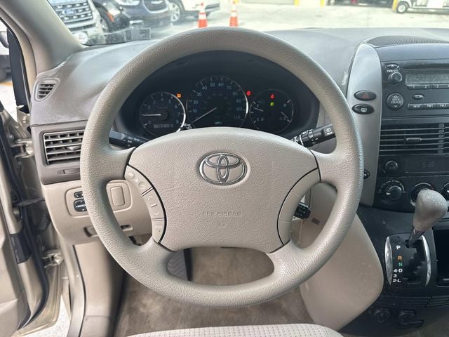 2008 Toyota Sienna CE
