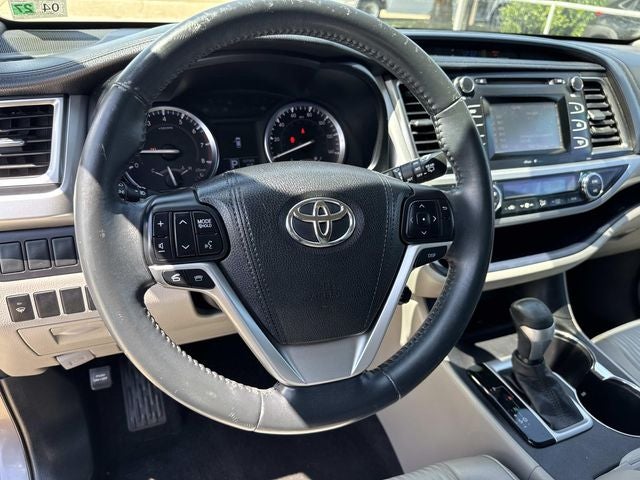 2015 Toyota Highlander LE Plus V6