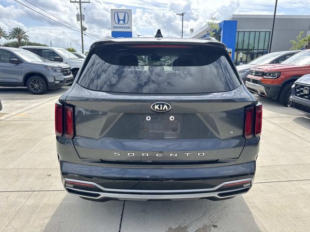 2021 Kia Sorento S