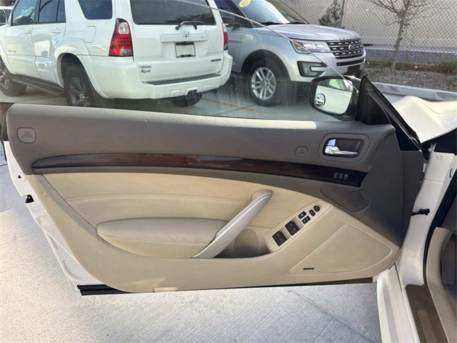 2011 INFINITI G37 Base