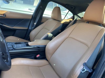 2023 Lexus IS 300