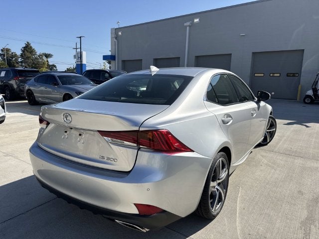 2020 Lexus IS 300