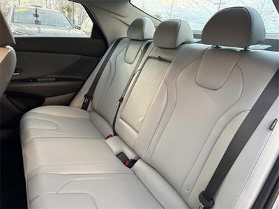 2025 Hyundai Elantra Limited