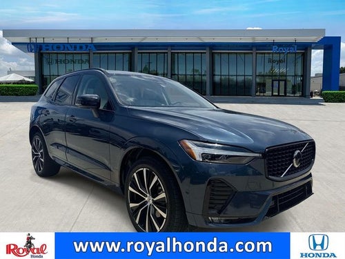 2024 Volvo XC60 B5 Plus Dark Theme